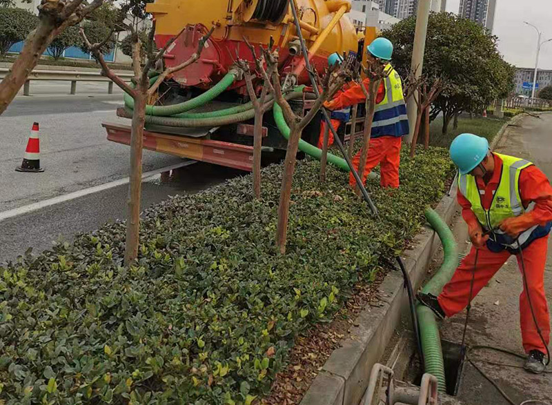 大田镇市政管道清淤